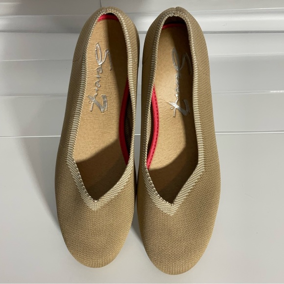 Seven7 Katelyn Tan Slip-On Look-a-Like Rothy’s & Like New Shoe Flats Size 9. - Picture 3 of 13